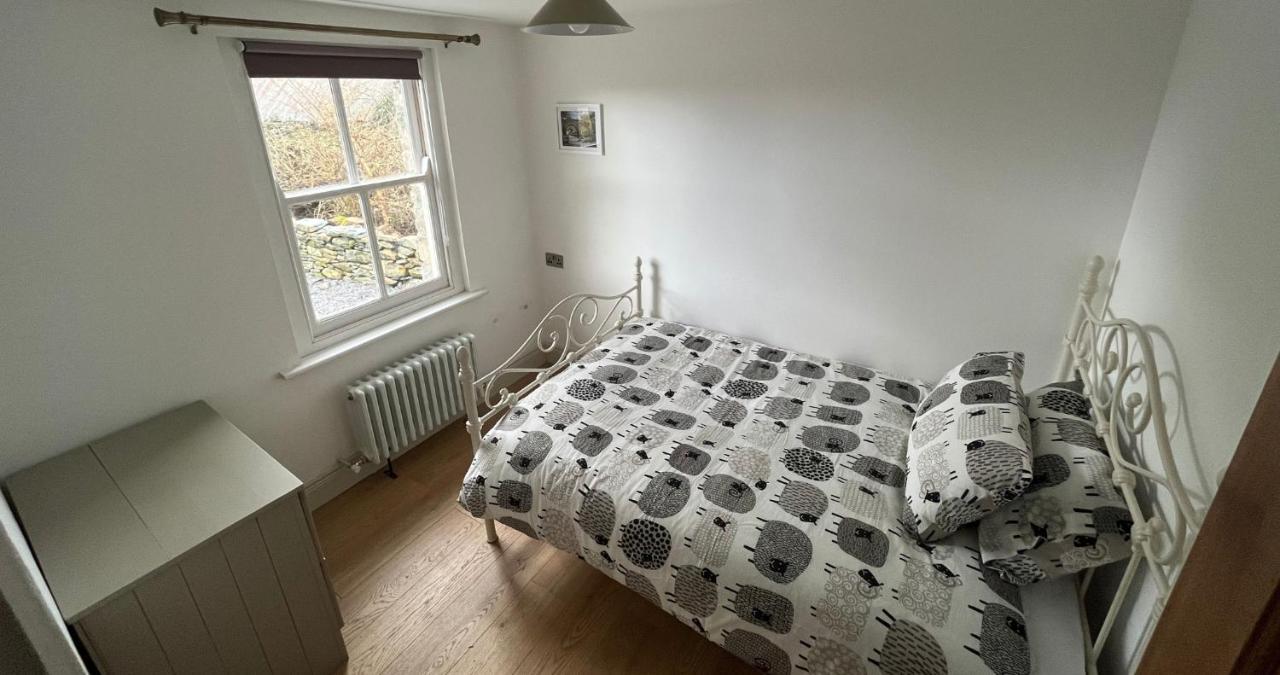 Newly Renovated Stone Cottage Located 2.5 Miles From Killarney Town Teernaboul Екстериор снимка